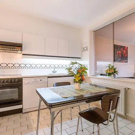 Cosy And Classic On Top Location In * Knokke-Heist