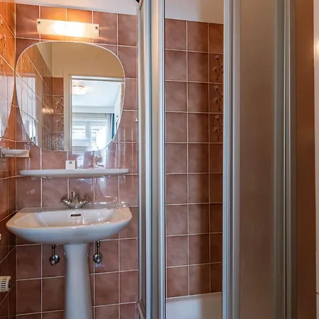 Appartement Cosy And Classic On Top Location In