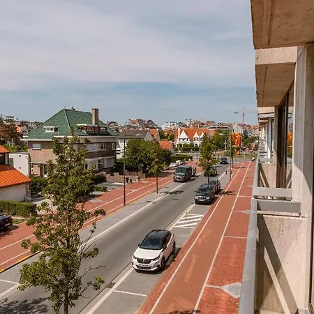 Cosy And Classic On Top Location In * Knokke-Heist